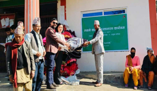 Fibre quilts distributed to Humla folks