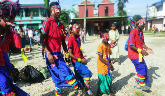 Santhal marks Sohrai