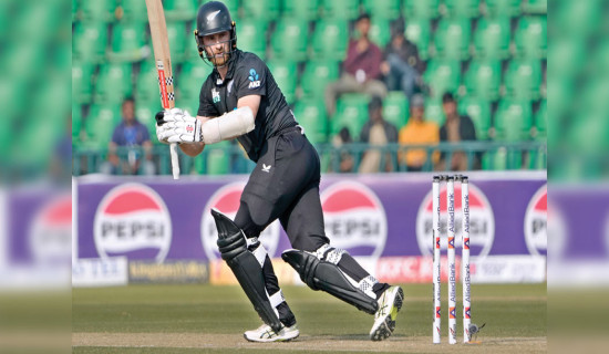 Williamson's century guides New Zealand into final