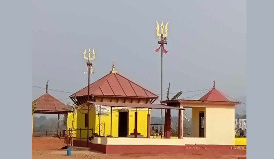 Yajna begins at Chapakot’s  Manimukundeshwar Ashram