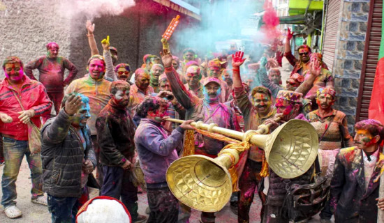 Holi fervour begins across India with colours, music and joy