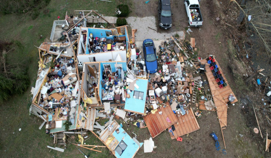 At least 32 dead as tornadoes ravage central US