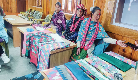 Humla women get dhaka weaving training