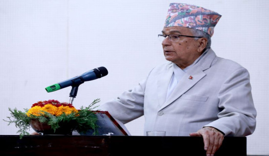 Democracy without free press unimaginable: President