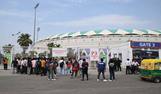 Foreign cricketers head home as India-Pakistan tension disrupts world's biggest T20 league