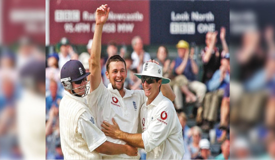 England face Zimbabwe in first test in 22 years