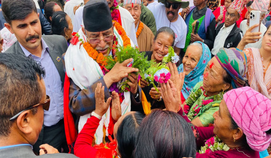 Public hope towards Maoist increasing: Chairman Prachanda