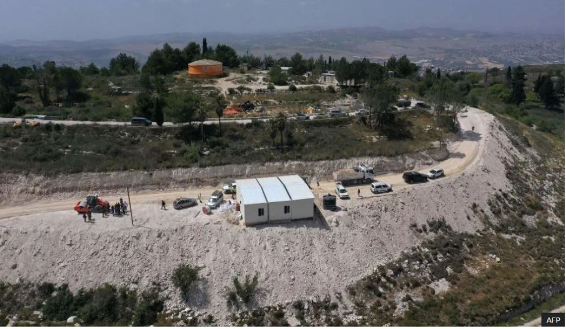 Israel announces major expansion of settlements in occupied West Bank