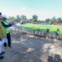 Prime Minister Oli briefed about Land Commission's work progress