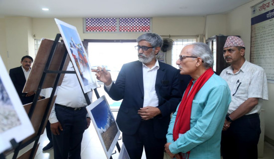 Former PM Dr Bhattarai, leader Thapa observe RSS Photo Expo