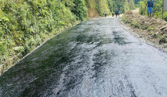 Blacktopping Chisapani-Deurali-Banidanda road gains pace