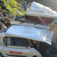 14 injured in Tanahun Microbus accident