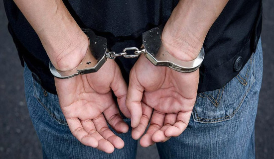 One held with 1.15kg of gold from TIA