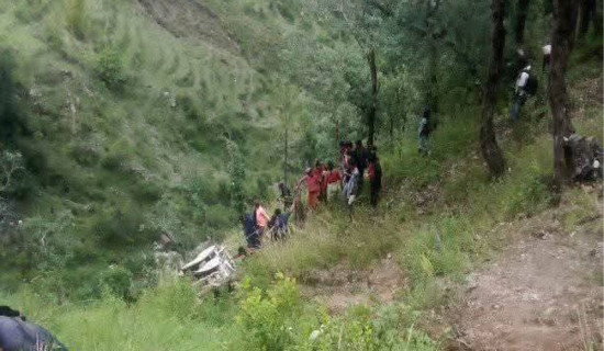 Doti jeep accident: Three die, five receive injuries