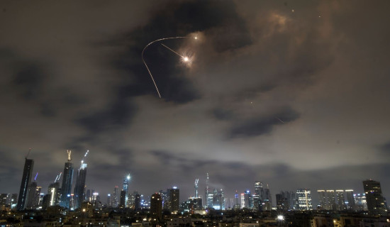 Israel hits Irani nuclear research facility