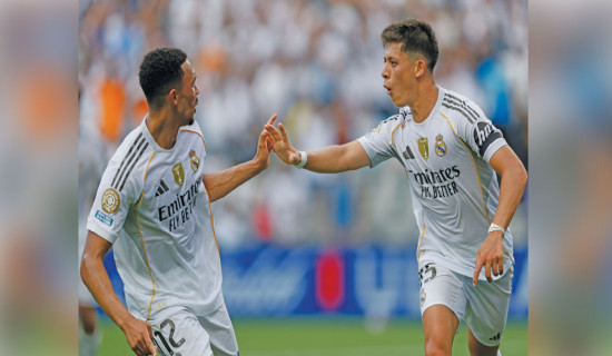 City hit six to reach Club World Cup last 16, Real Madrid win with 10 men