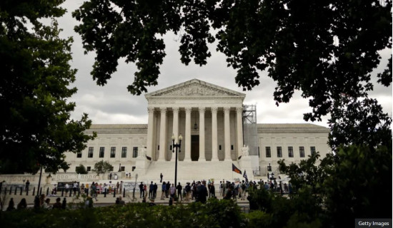 US Supreme Court allows Trump to resume deportations to third countries