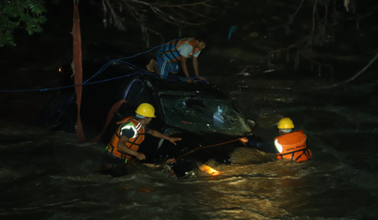 Woman rescued from car that fell into Bishnumati River