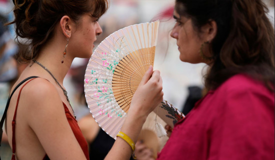 Severe heat waves hit Europe