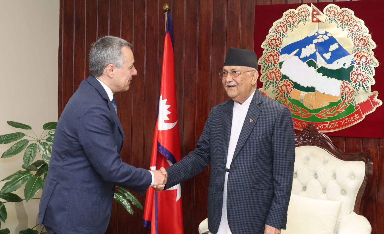 Swiss Minister calls on PM