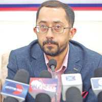 Current coalition will complete full term, Finance Minister says