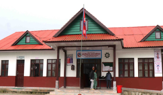 Laligurans Municipality to provide  free education to 11 and 12 graders