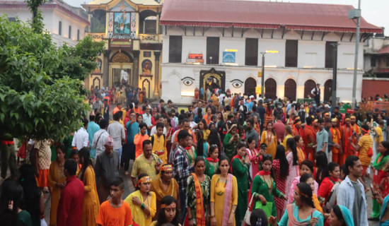 All four doors of Pashupatinath temple open