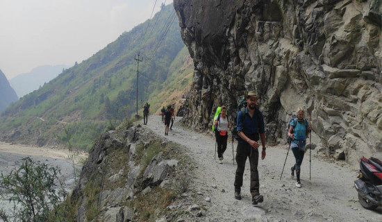 Over 37,500 foreign tourists visit Manang in a year