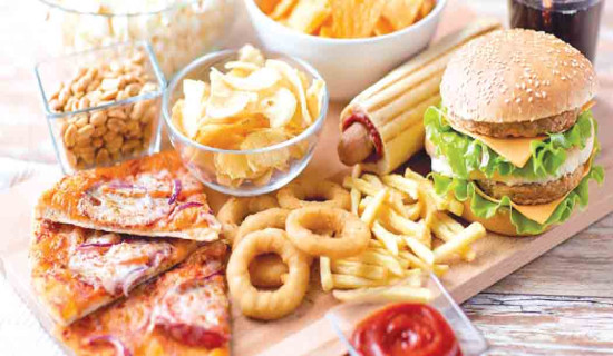 Growing fast food trend entails health risks