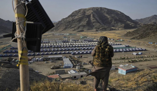 Pakistan, Iran expell Afghans