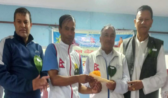 Shrestha donates prize money to yoga organisation