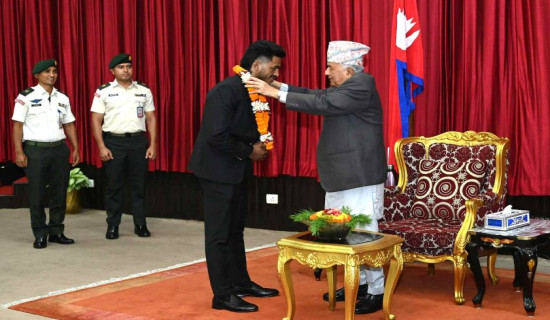 President stresses on recognition, support for athletes
