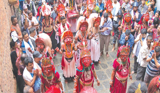 Masked dance makes Nil Barahi lively