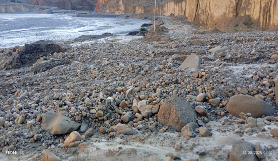 Upper Mustang cut off after flood