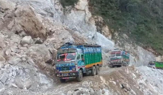 Vehicular movement resumes on Kaligandaki Corridor