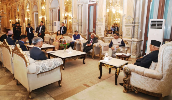 Indian Foreign Secretary pays courtesy call on PM Oli