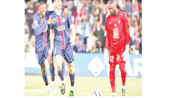 Ruiz goal gives rusty PSG narrow win over Angers