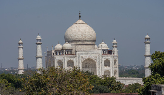 India, Russia discussing simpler payments for all categories of travelers