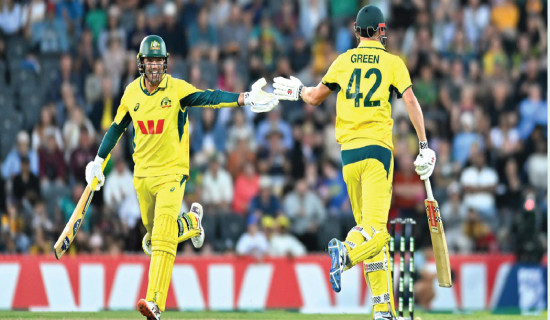 Three tons as record-breaking Australia crush South Africa