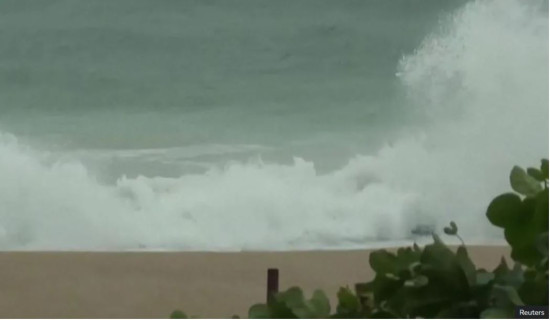More than 500,000 ordered to evacuate as typhoon heads for Vietnam