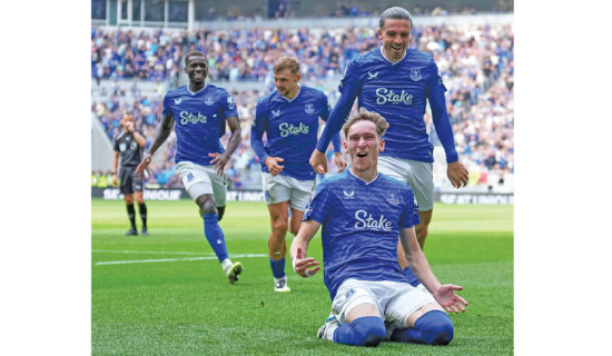 ManU still winless after Fulham draw, Everton open new stadium with victory