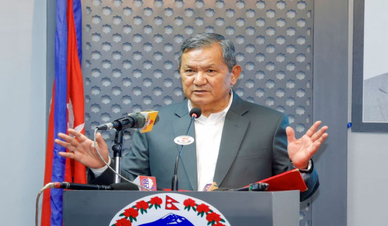Government decides to regulate use of social sites