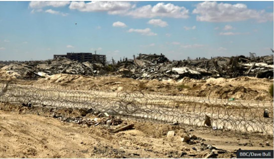 'Netanyahu, we're not leaving': Defiance in Gaza City as Israel shows aid sites planned for evacuees
