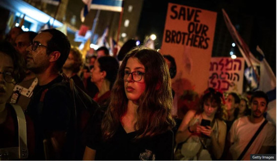 Netanyahu is only obstacle to bringing hostages home, families say