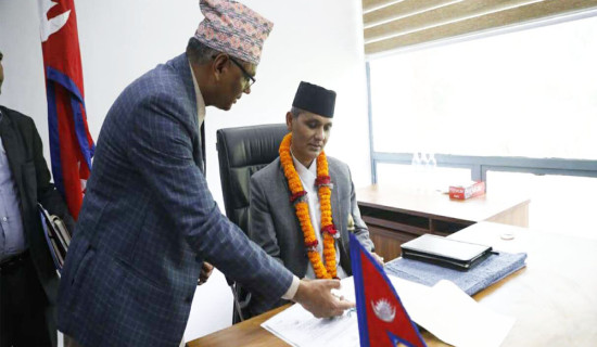 NA Chairman Dahal bats for quality education