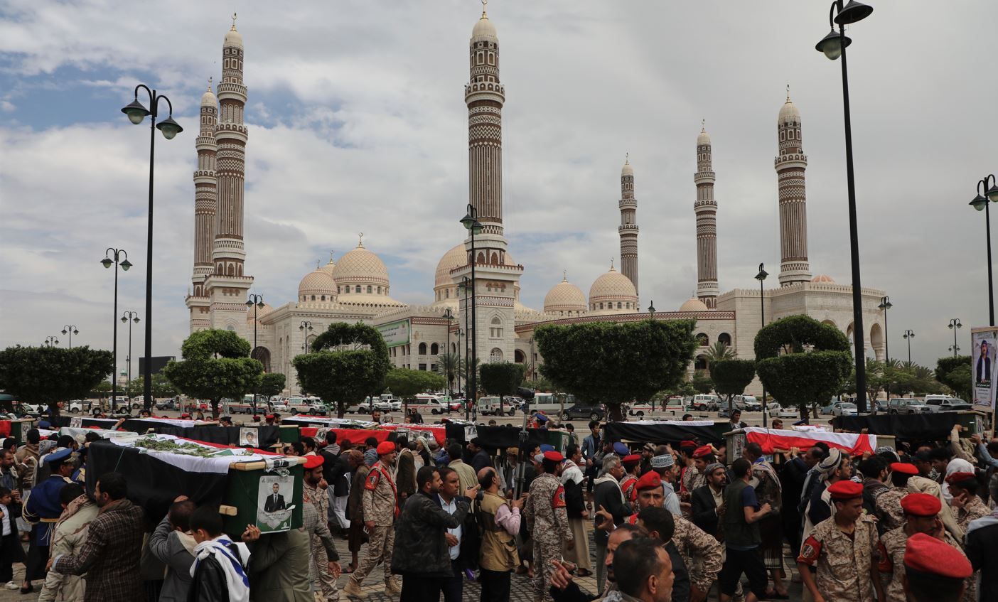 Hundreds attend funeral of 31 Yemeni reporters