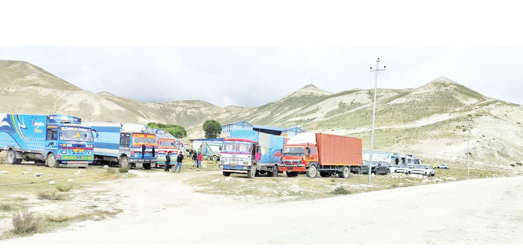 Korala crowed with containers carrying EVs, consumer goods