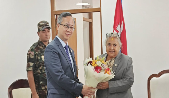 Chinese Ambassador Chen calls on PM Karki, extends support