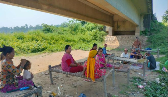 'Women shoulder heavier load during festivals'