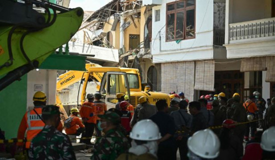 91 people possibly still under collapsed Indonesian school: official